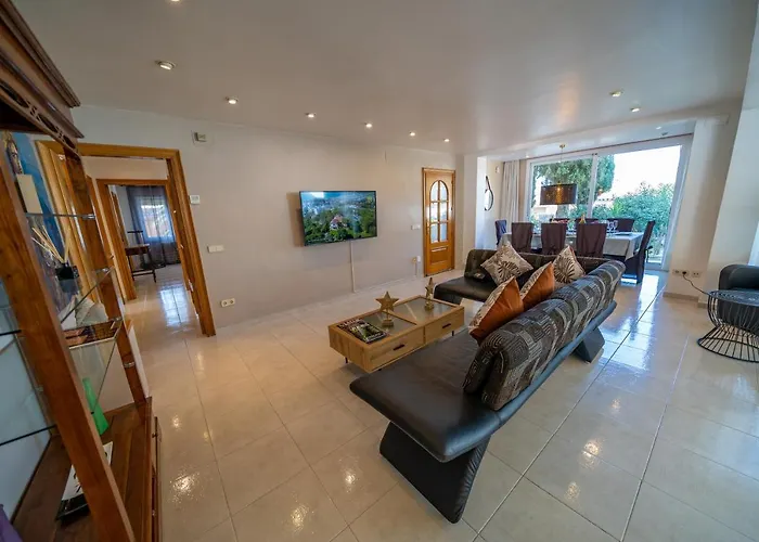 Villa Lux Gallery, Ideal Familias O Grupos Con Piscina & Aircon